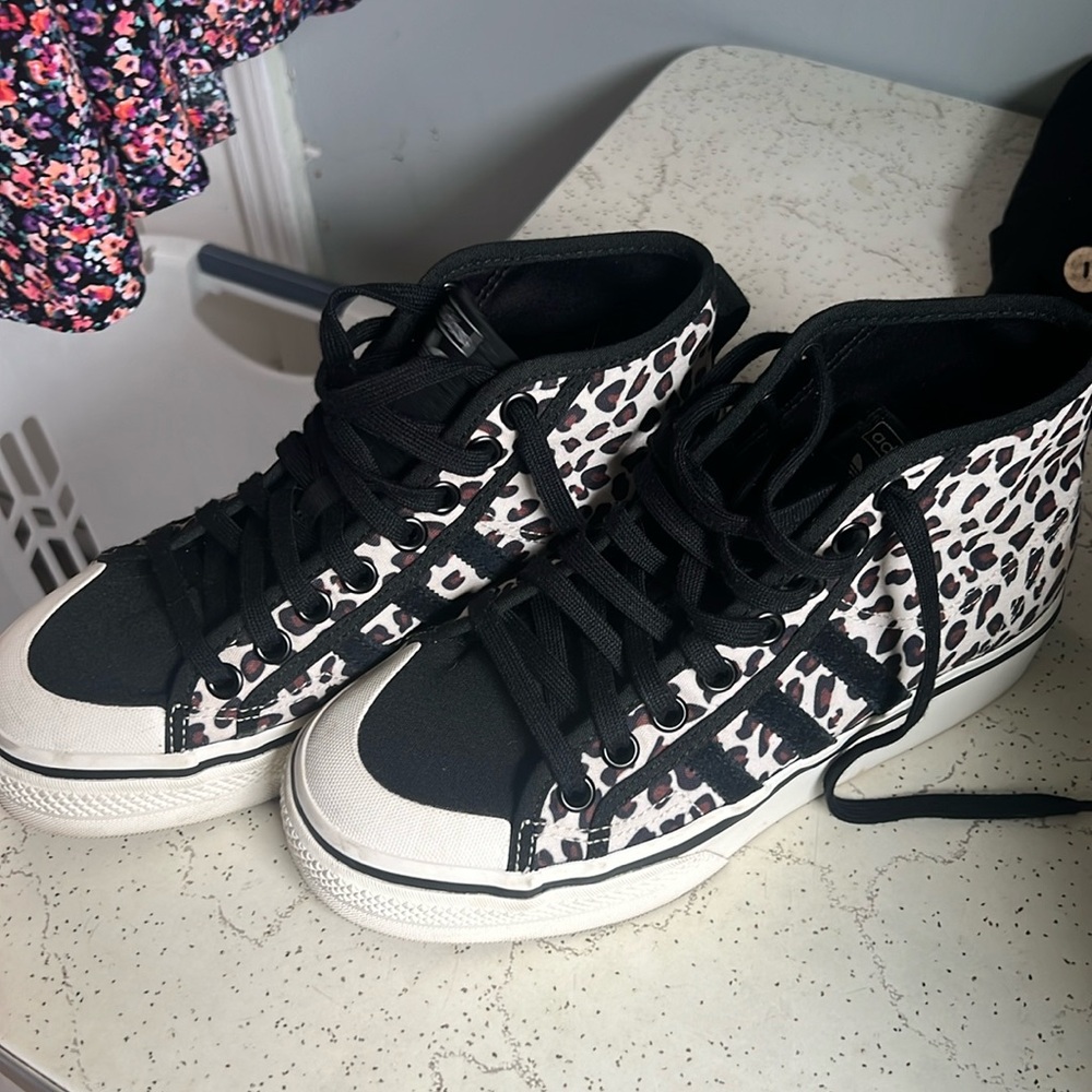 Adidas Nizza Cheetah Print Shoes EUC